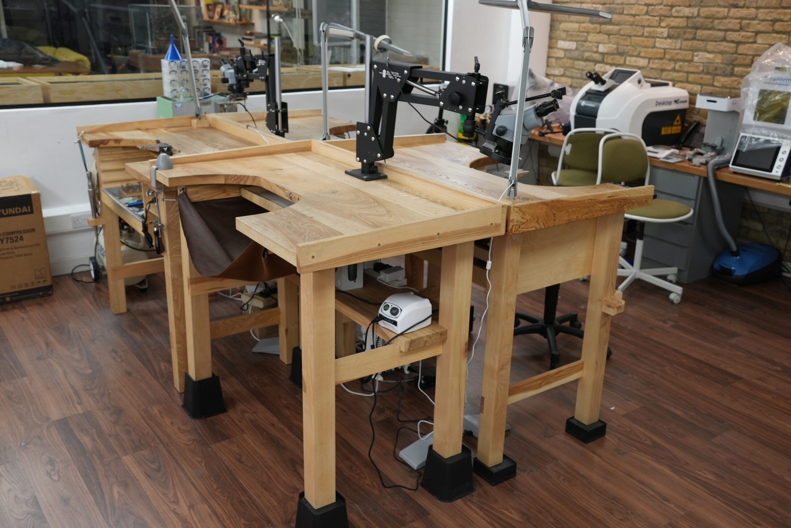 kay-john-carpentry-jewellers-bench-3
